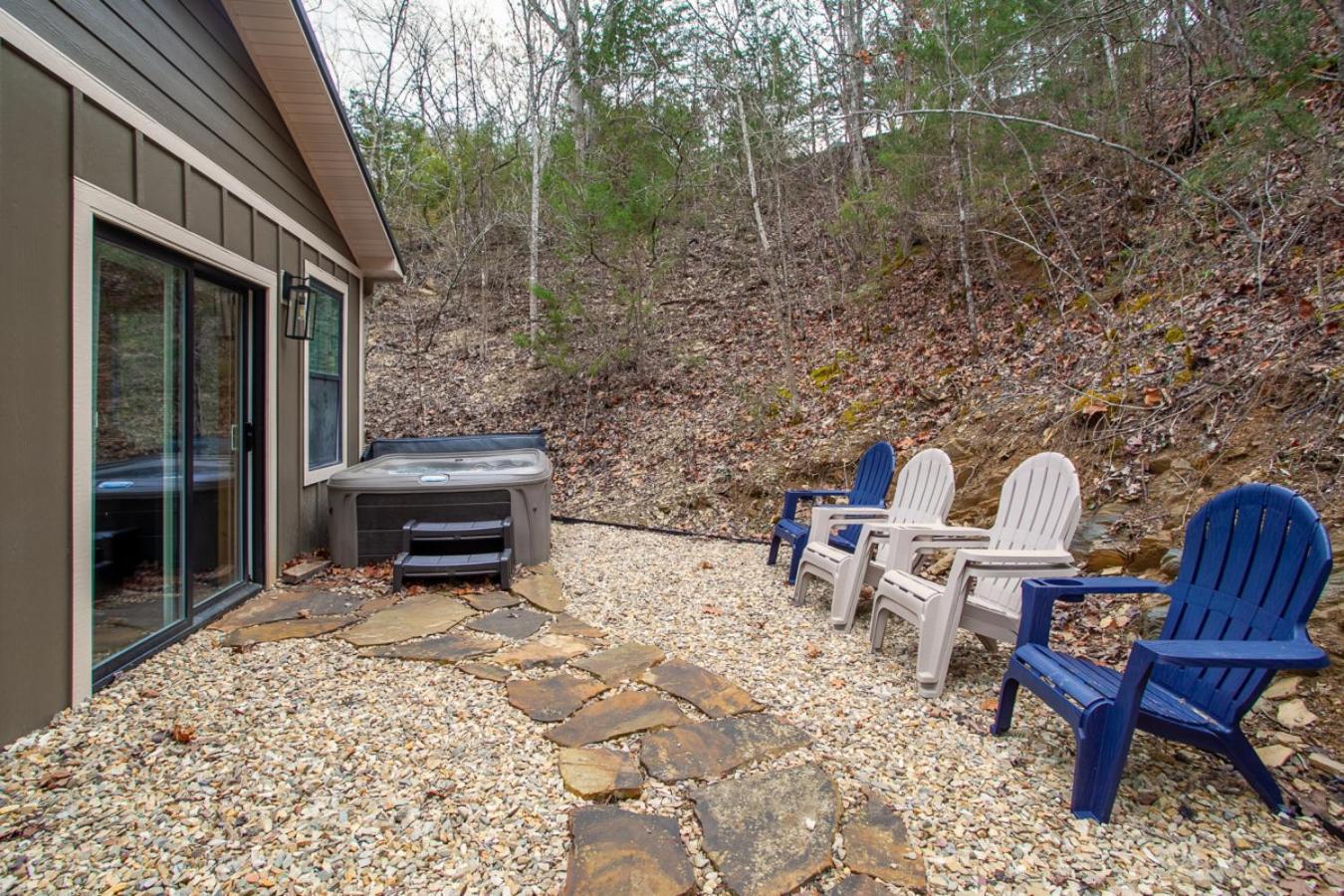 Whiskey Barrel W Hot Tub Arcade Game Fire Pit Villa Sevierville Ngoại thất bức ảnh