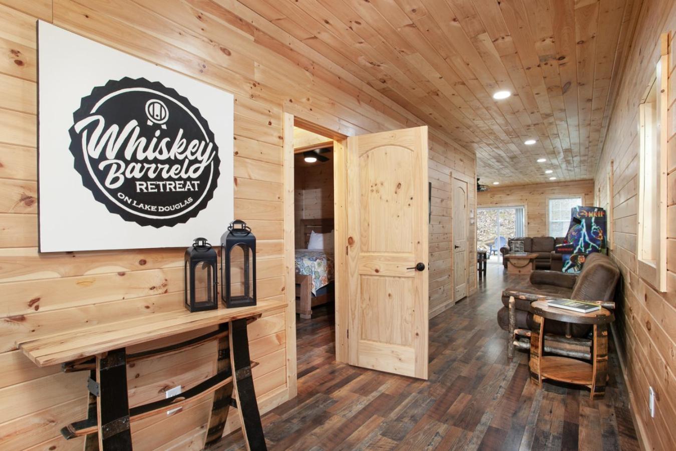 Whiskey Barrel W Hot Tub Arcade Game Fire Pit Villa Sevierville Ngoại thất bức ảnh