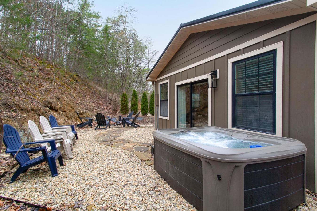 Whiskey Barrel W Hot Tub Arcade Game Fire Pit Villa Sevierville Ngoại thất bức ảnh